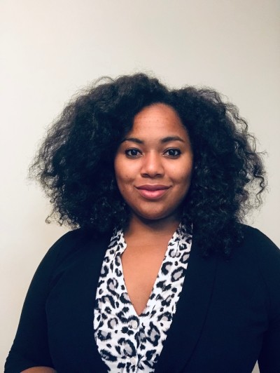 Headshot of Dr. Samantha Reaves